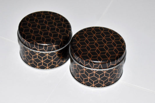 Metalen blikjes/doosjes met gouden patronen 2x
