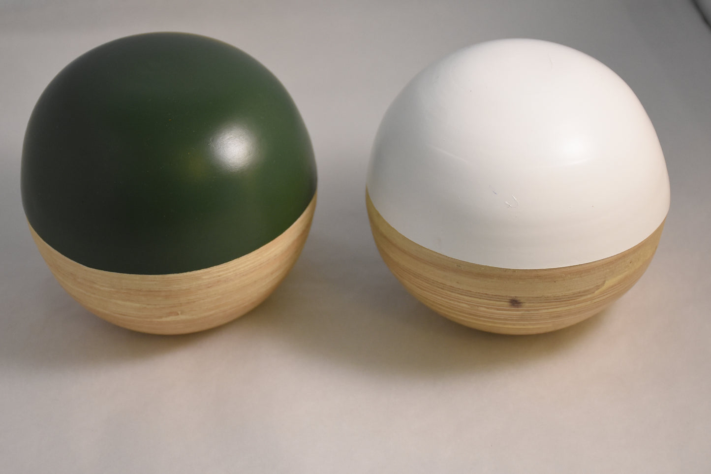 Bamboe bal decoratie groen en wit