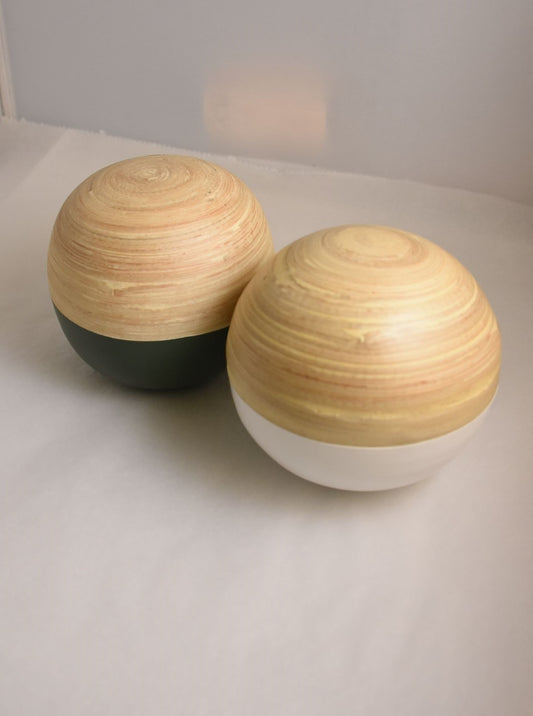 Bamboe bal decoratie groen en wit